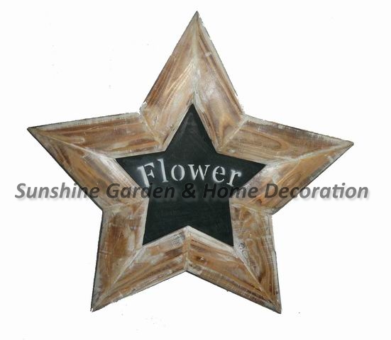 wooden star with blackboard